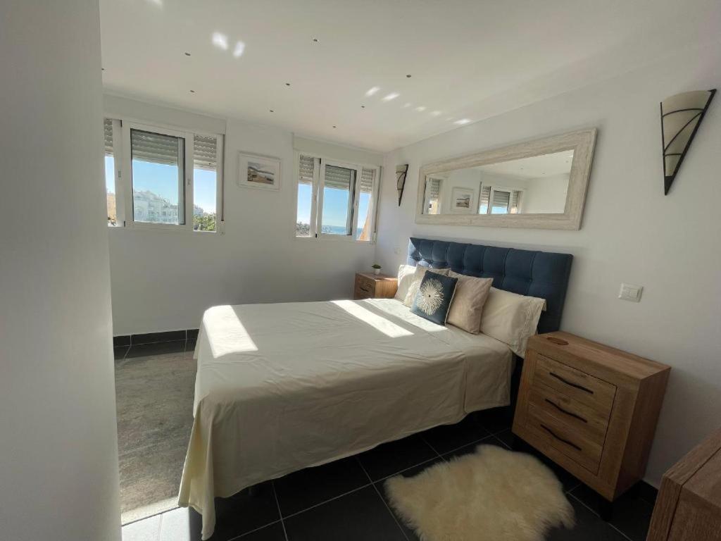 Seaside View Apartment Estepona Exterior photo